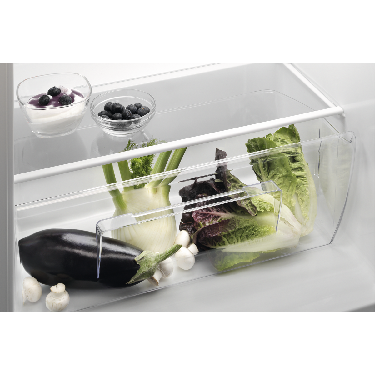 Electrolux - Iebūvējams ledusskapis - LRB3AE12S