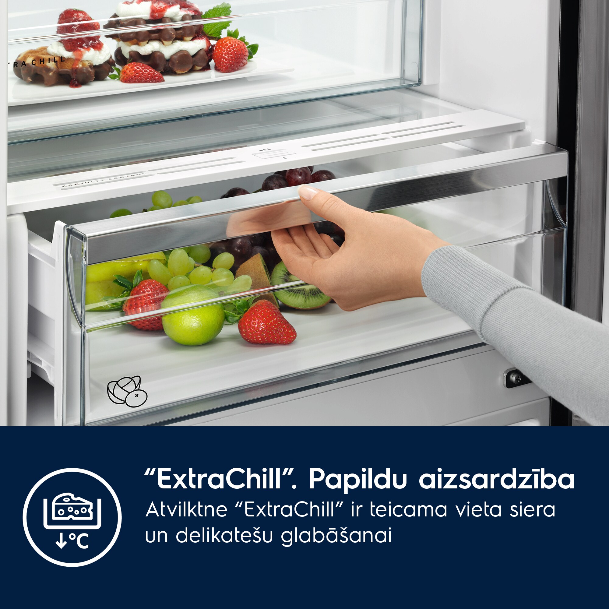 Electrolux - Iebūvējams ledusskapis ar saldētavu - E8MNCC18S