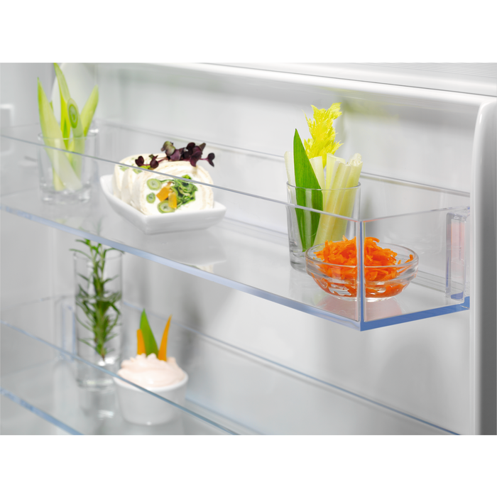 Electrolux - Iebūvējams ledusskapis ar saldētavu - ENT6NE18S