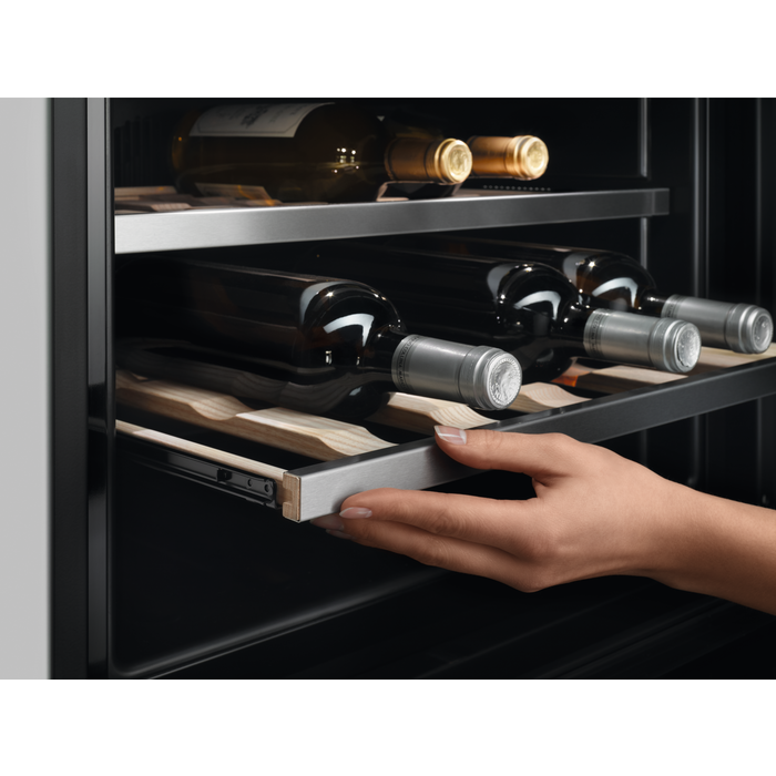 Electrolux - Vīna dzesētājs - KBW5T