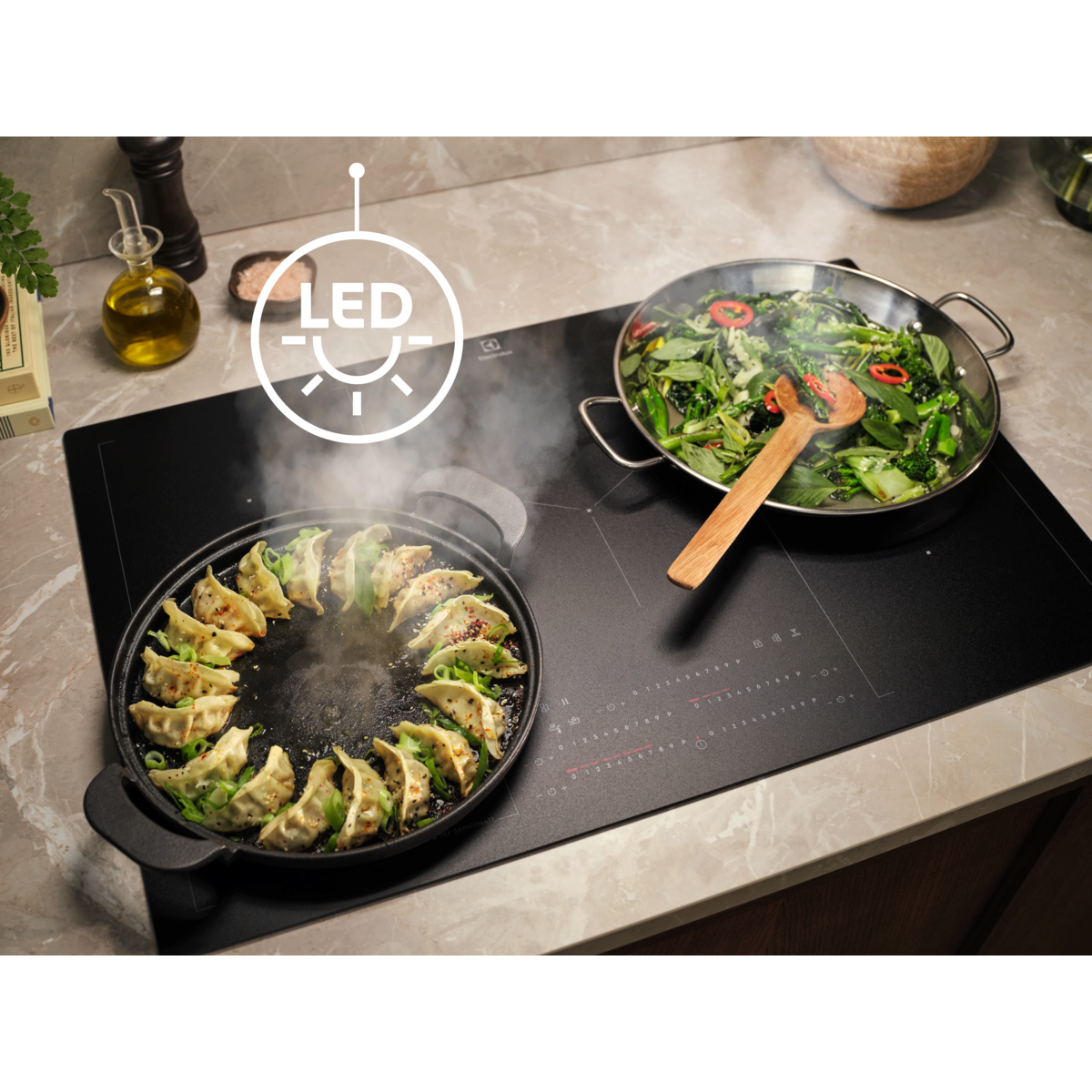 Electrolux - T-veida tvaika nosūcējs - EFF60560OX