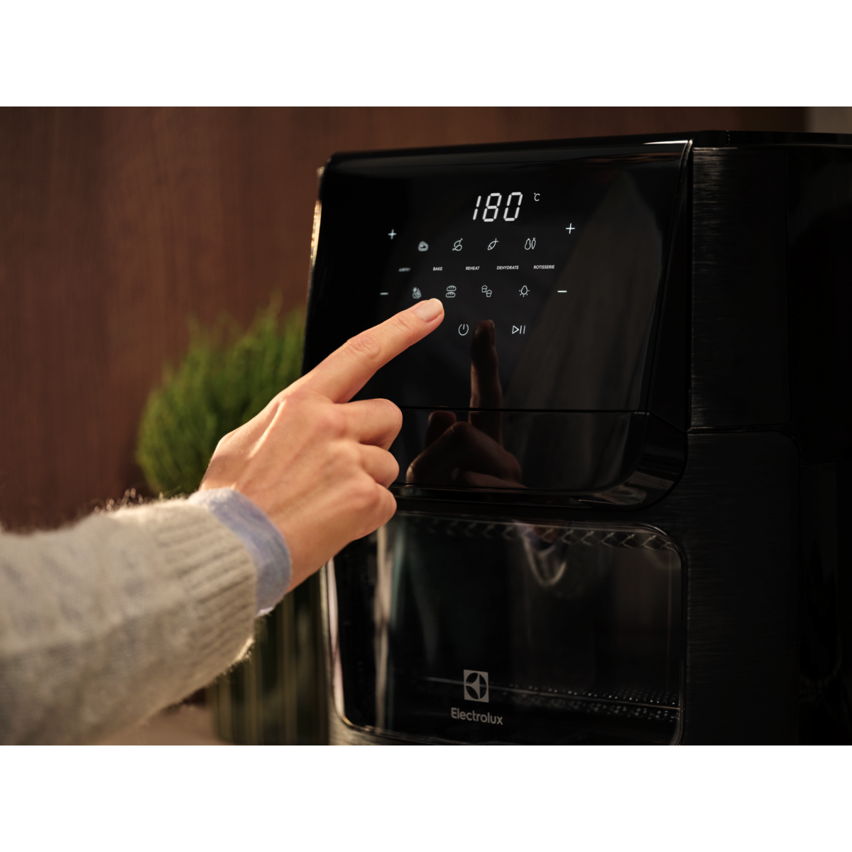 Electrolux - Karstā gaisa fritieri - EAF12B