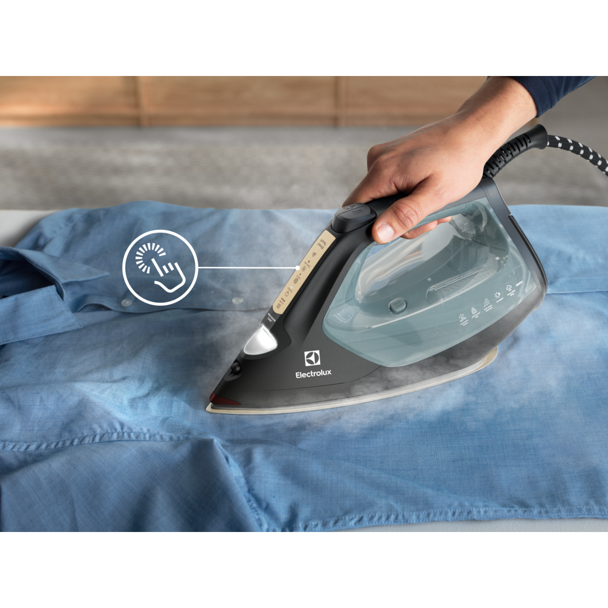 Electrolux - Tvaika gludeklis - E8SI2-8OG