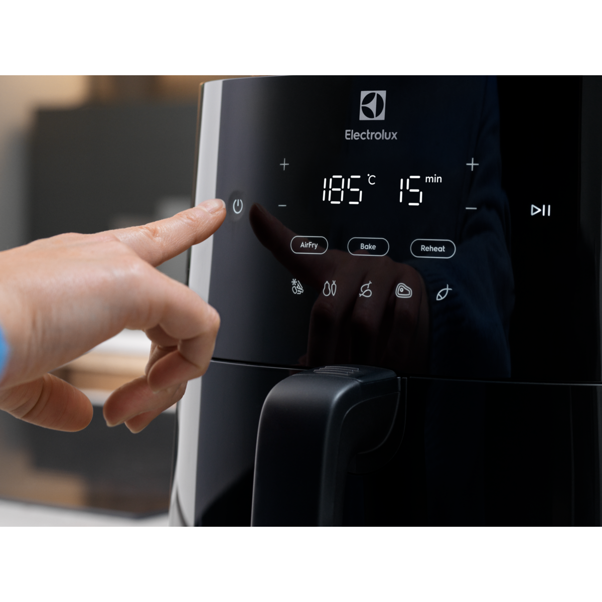 Electrolux - Karstā gaisa fritieri - EAF3B