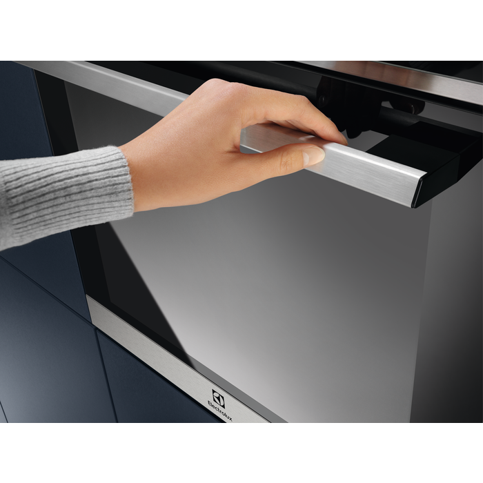 Electrolux - Cepeškrāsns - EOB9S31WX
