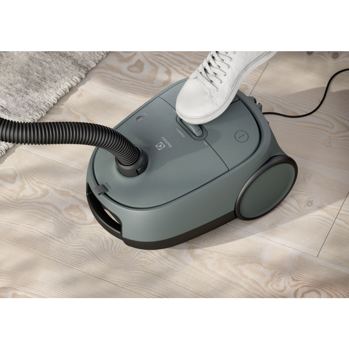 Electrolux - Putekļsūcējs ar vadu - EB61C1OG