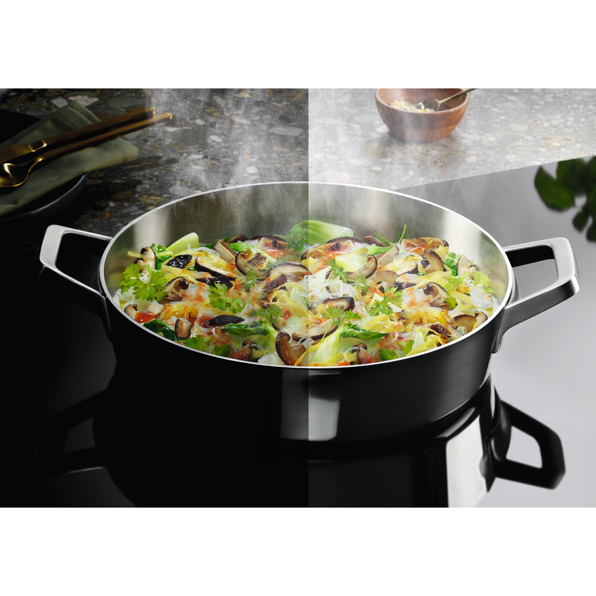 Electrolux - T-veida tvaika nosūcējs - LFC316X