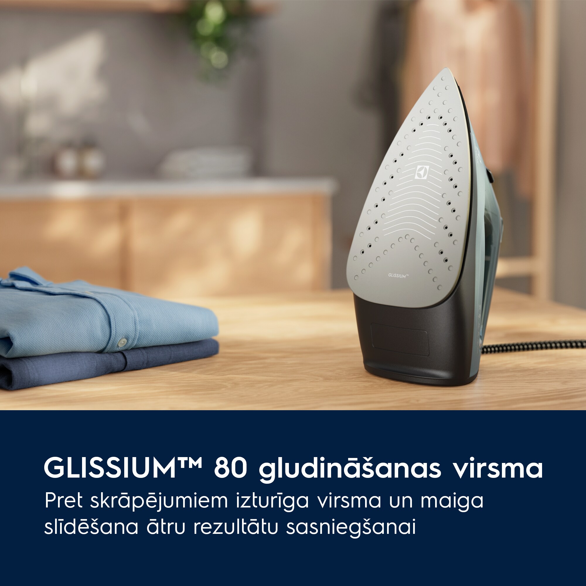 Electrolux - Tvaika gludeklis - E5SI2-6OG