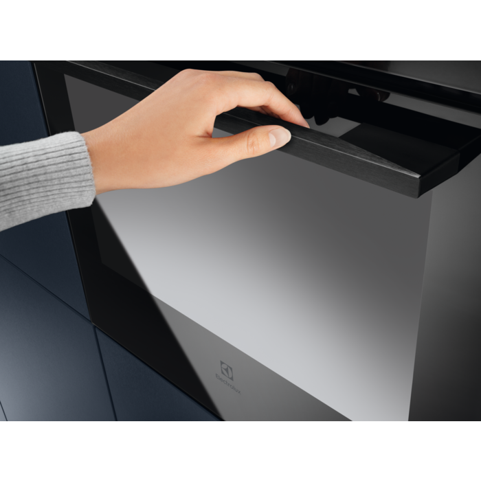 Electrolux - Cepeškrāsns - KOFDP46BK