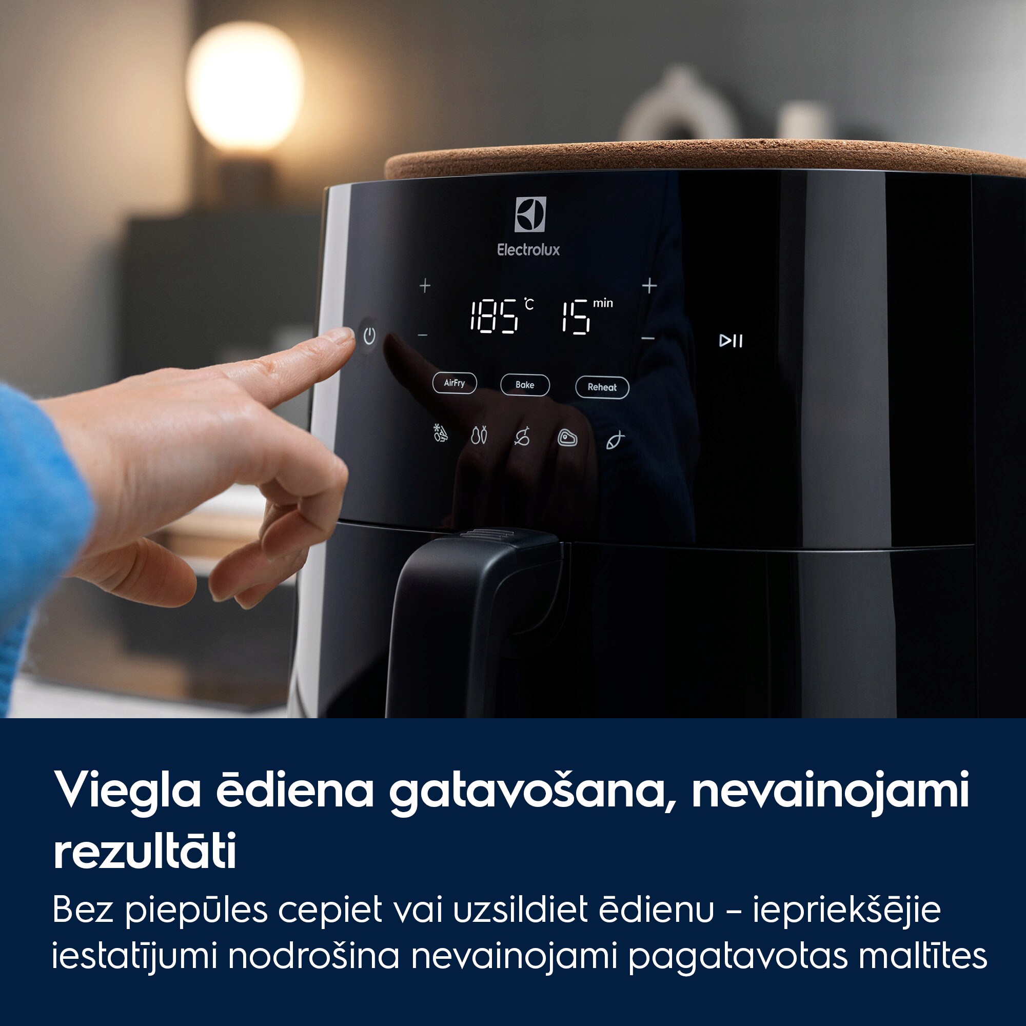 Electrolux - Karstā gaisa fritieri - EAF7SB