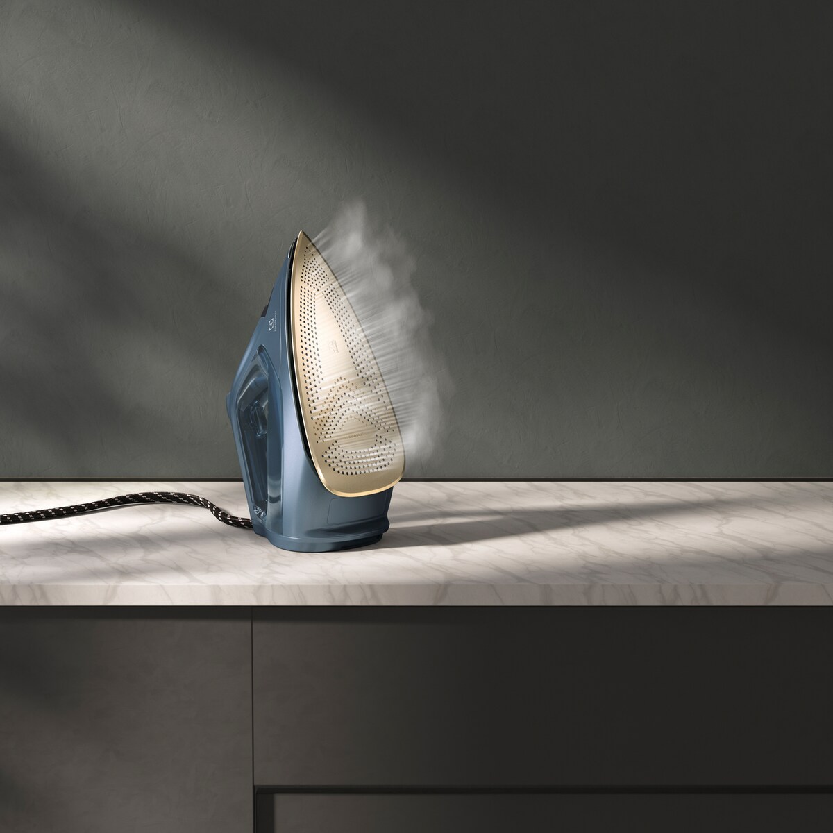 Electrolux - Tvaika gludeklis - E8SI1-6DBM