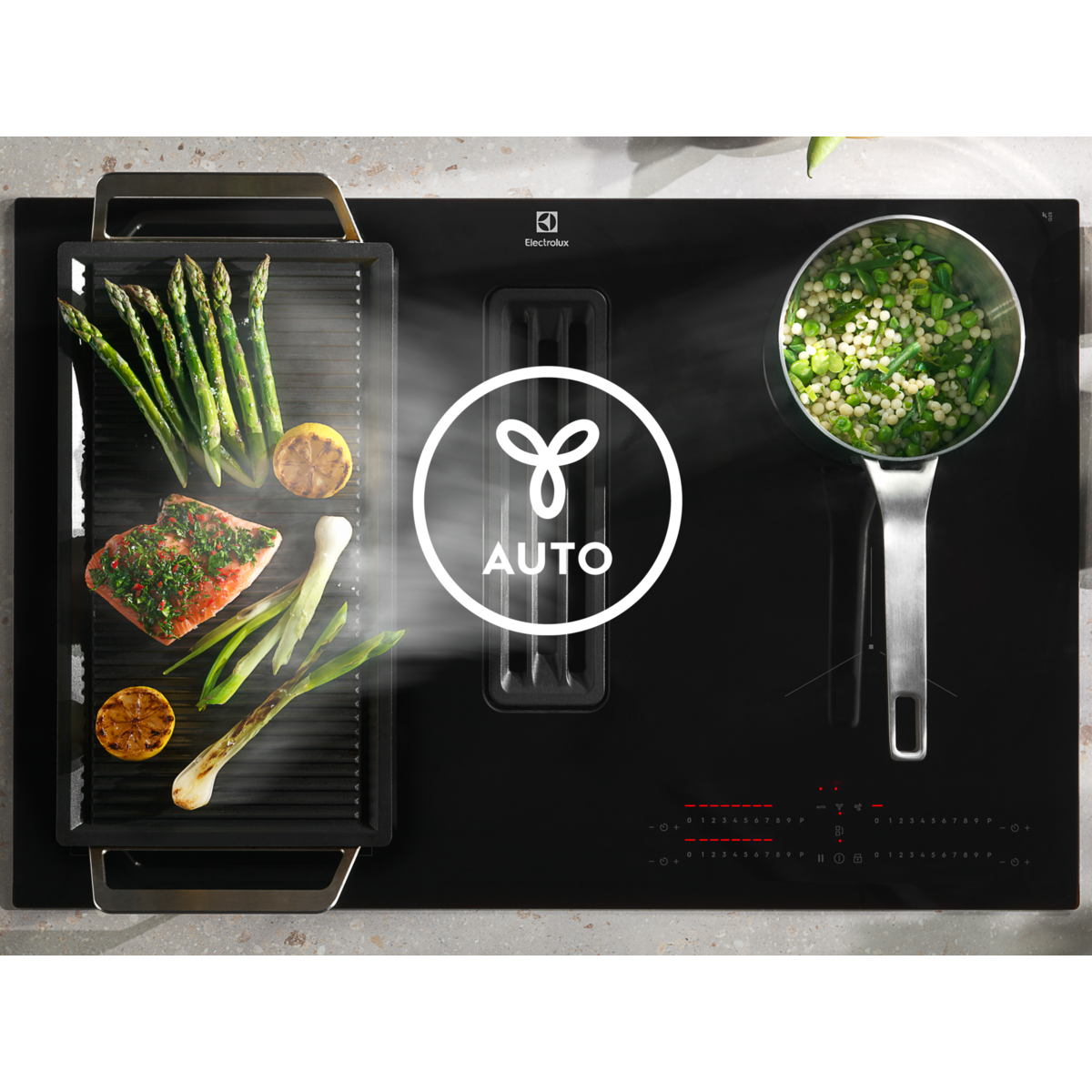 Electrolux - Plīts virsma ar nosūcēju - KCC83443