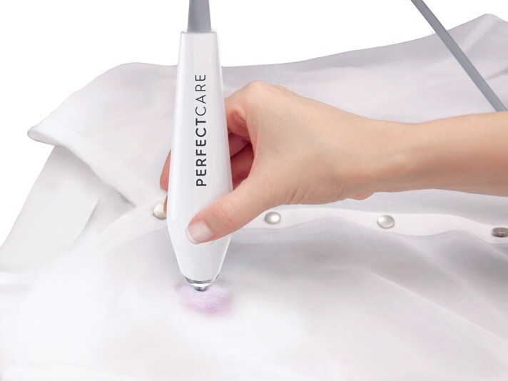 Traipu tīrītājs tīra traipu