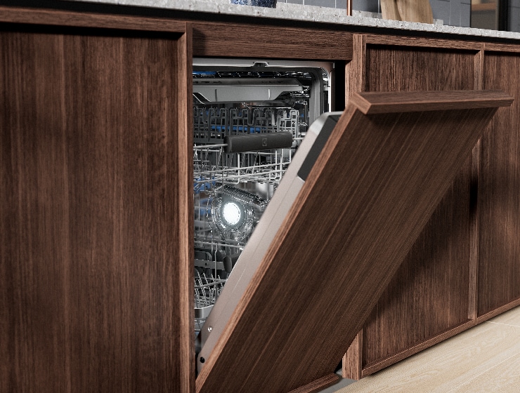 Pusvirusi trauku mazgājamā mašīna